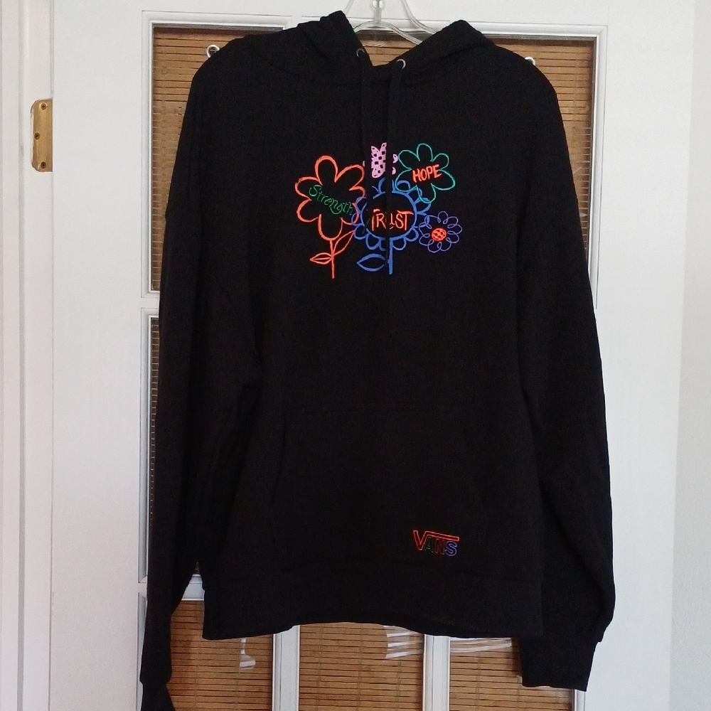 🔥🔥Vans Cultivate Care Embroidered Oversized Hoodie Black Spring Sweatshirt S